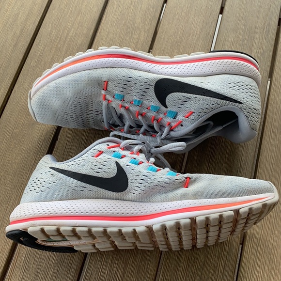 Nike Zoom‎ Vomero 12 - Picture 5 of 9
